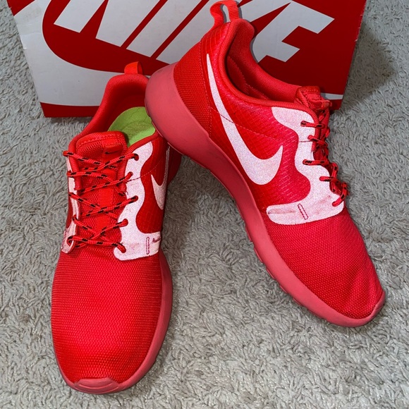 WMNS NIKE ROSHERUN (reflective) - Picture 6 of 6